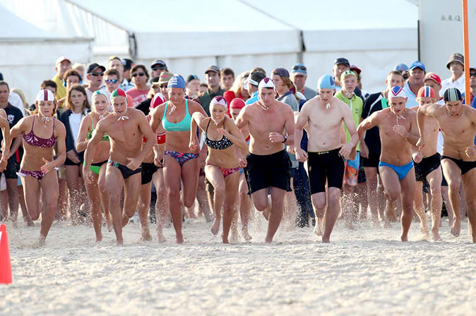 2k-beach-run-aussies-2013.jpg