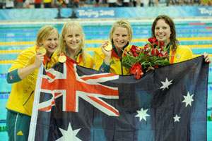 4x100m medley relay world record photo delly carr sportshoot sal.jpg
