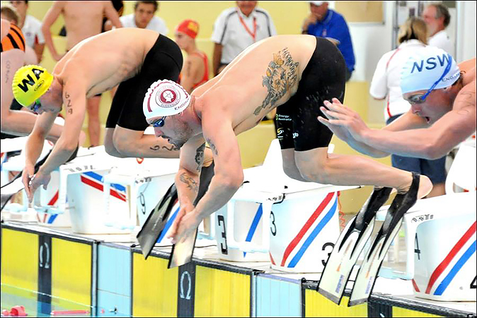 AUS-INTERSTATE-Ryan-Napoleon-dive-pic-Harvie-Allison