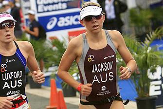Emma-Jackson-Noosa-Tri.jpg