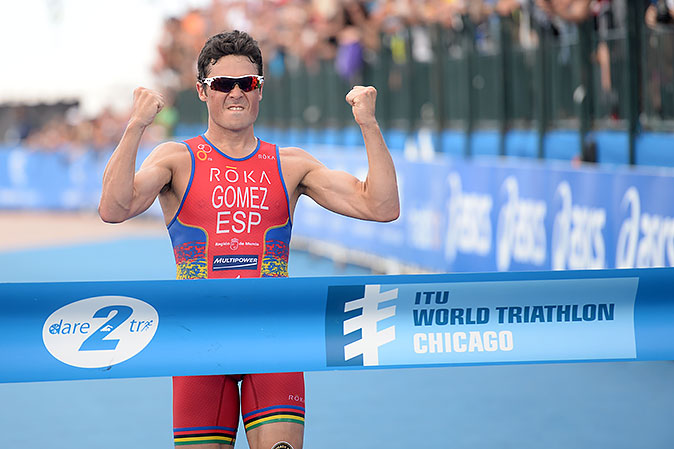 Gomez-takes-Chicago-ITU-Chicargo-2014