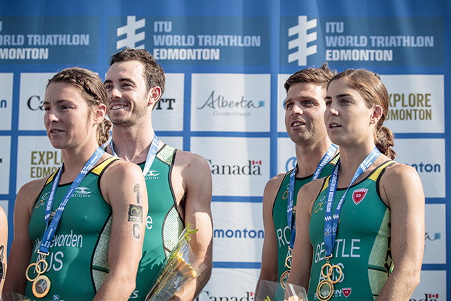 ITU-World-Triathlon-Mixed-Relay-Series-gold-2018