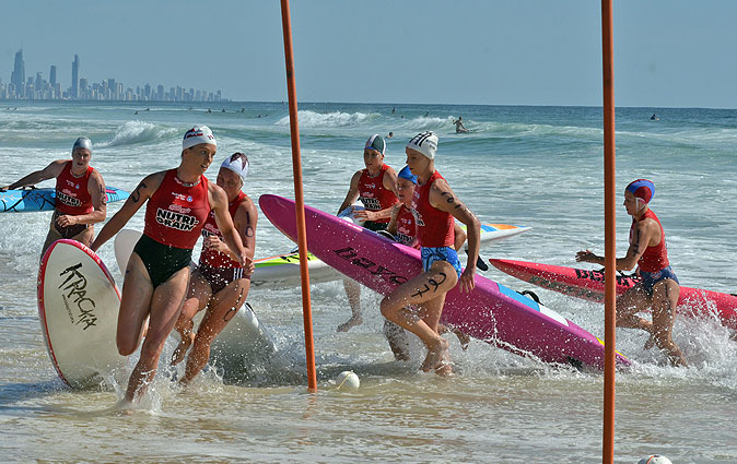Girls-turning-flag-harvpix.JPG