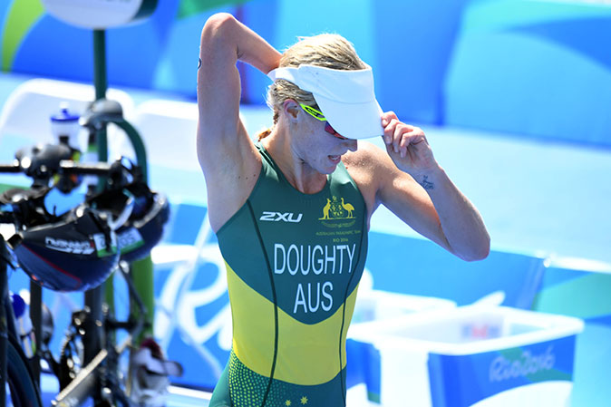 Kate-Doughty-Paratriathlon-golden-girl-2017