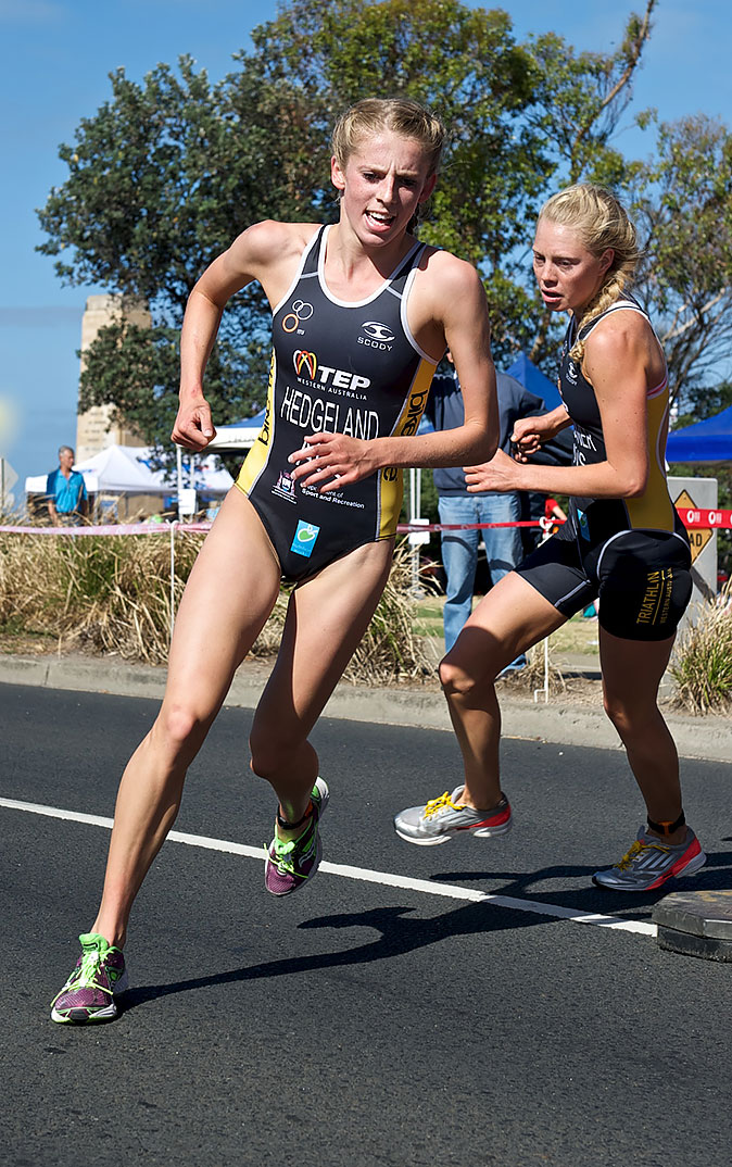 Kira-Hedgeland-and-Mikayla-Falconer-on-the-run