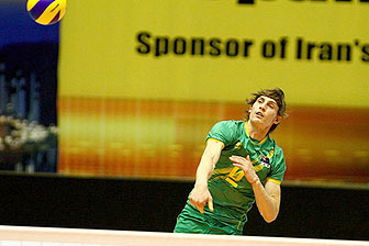 M1-Igor-Serve2-pic-FIVB.jpg