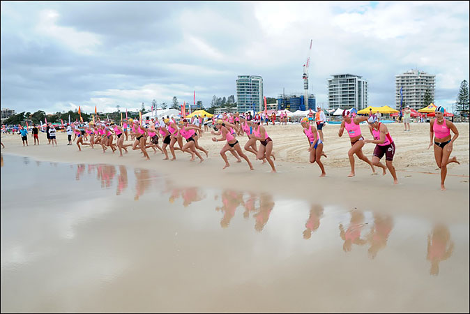 Womens-surf-race-start