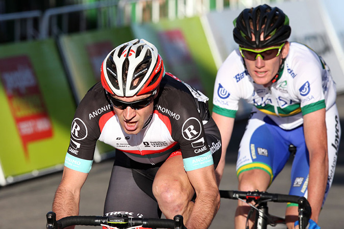 breakaway_riders_jens_voigt_and_zakkeri_dempster_08.jpg