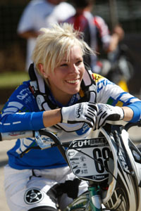 caroline buchanan photo bmx australia.jpg