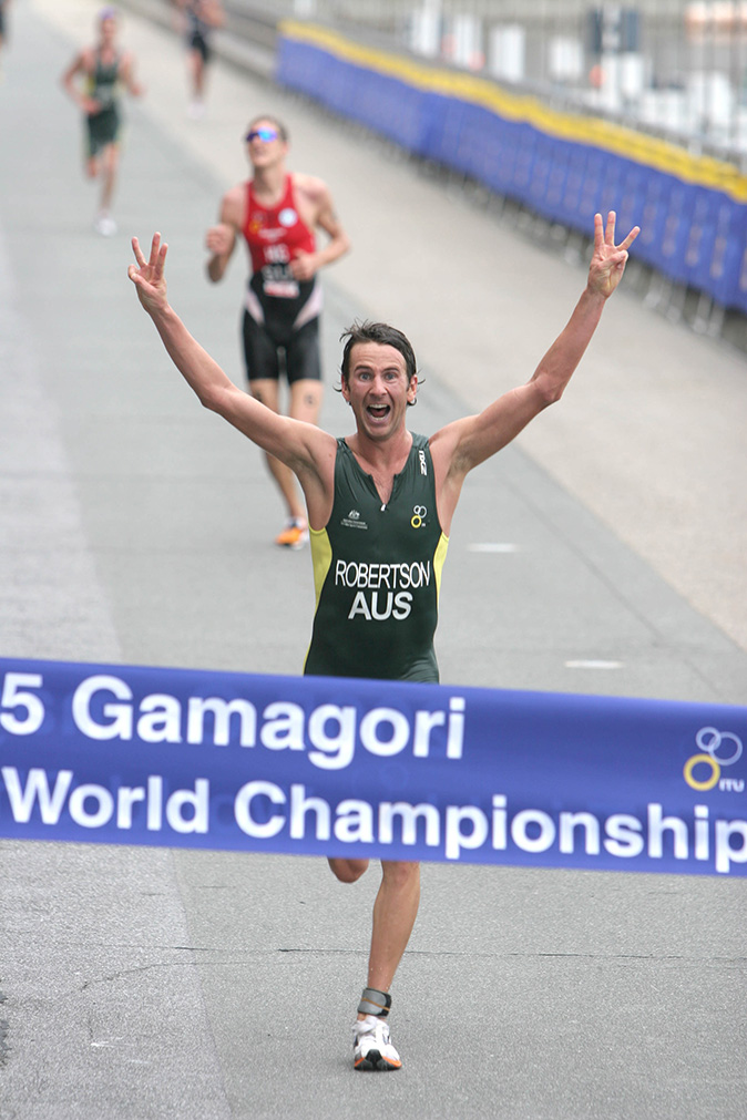 peter-Robertson-triathlon-australia-wins