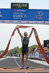 sexton wins monterrey. photo rich cruse itu.jpg